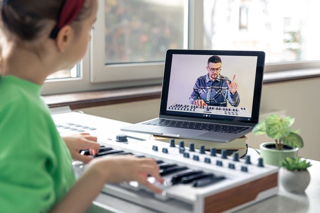 What’s the Better Way to Learn Music? Online or In-Person? — You're Missing the Point