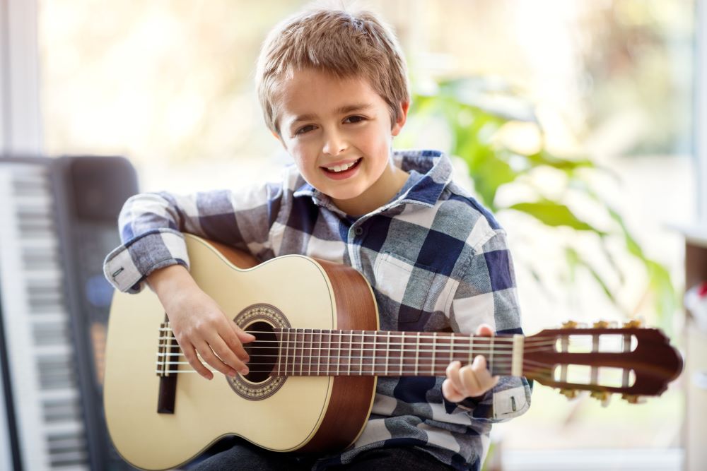 Unlocking Musical Fulfillment: The Vital Balance Between Playing and Practicing.